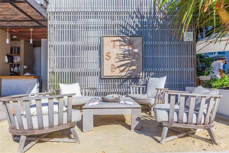 Roney Palace - Residential