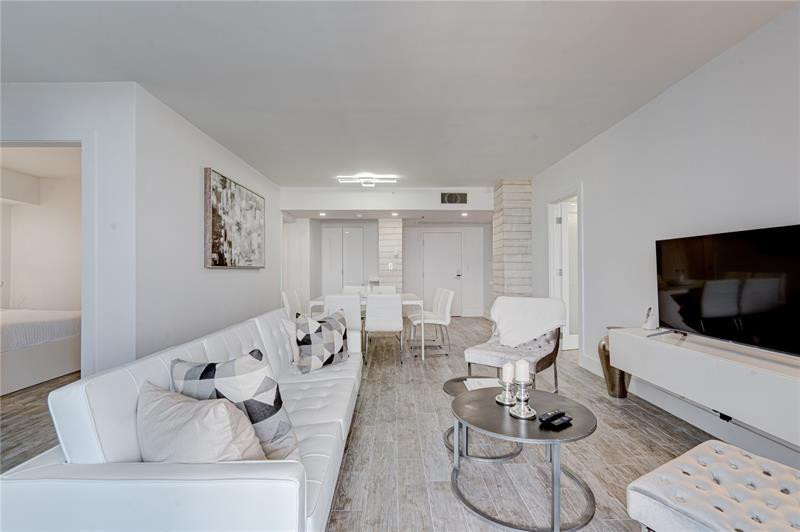 Roney Palace - Residential