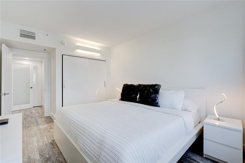 Roney Palace - Residential