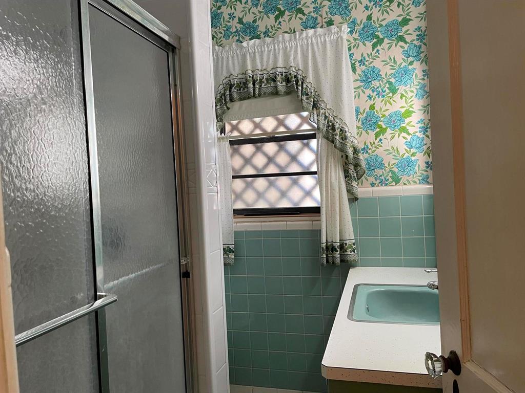 LAKE WORTH TOWN OF - Residential Lease