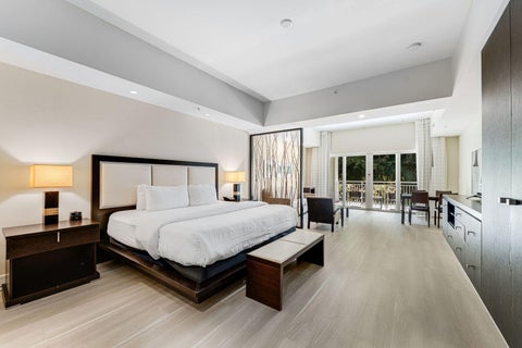 Photo of 5300 NW 87TH Avenue #807, Doral, FL 33178 (MLS # B26090816)