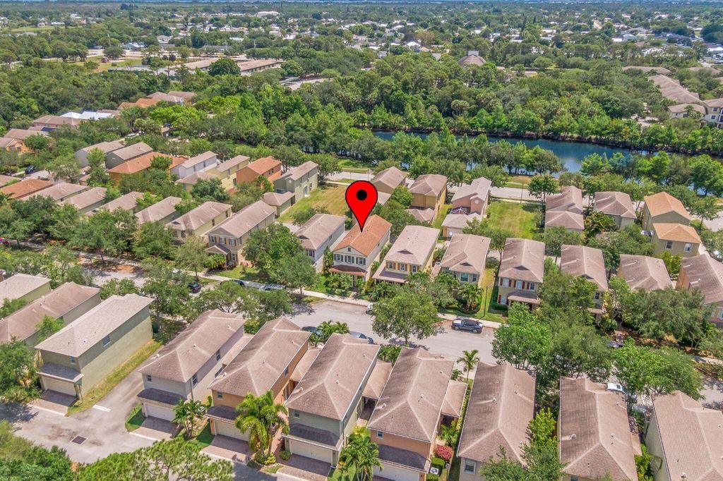 Photo of 2518 SE Pineland Drive, Port Saint Lucie, FL 34952 (MLS # R11088169)