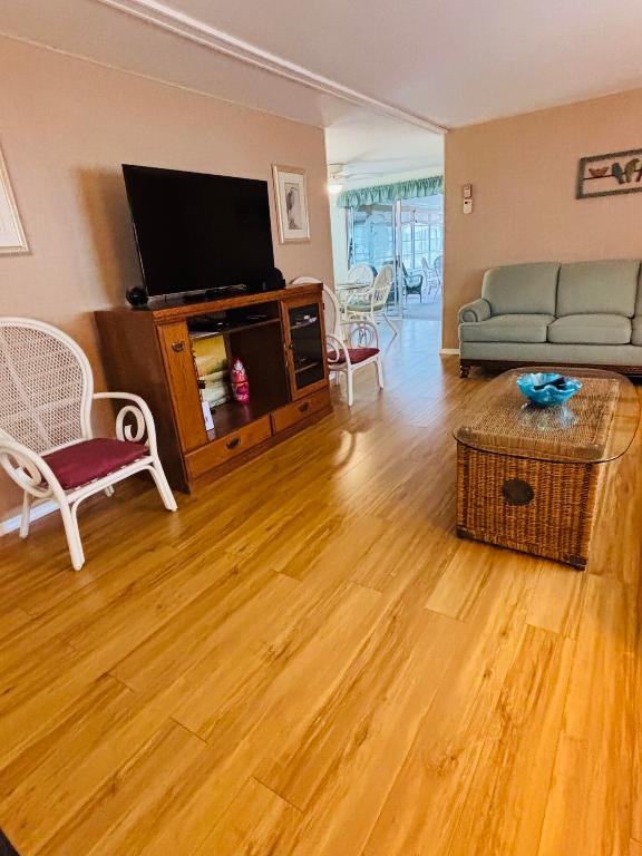 Spanish Lakes Golf Village - Residential