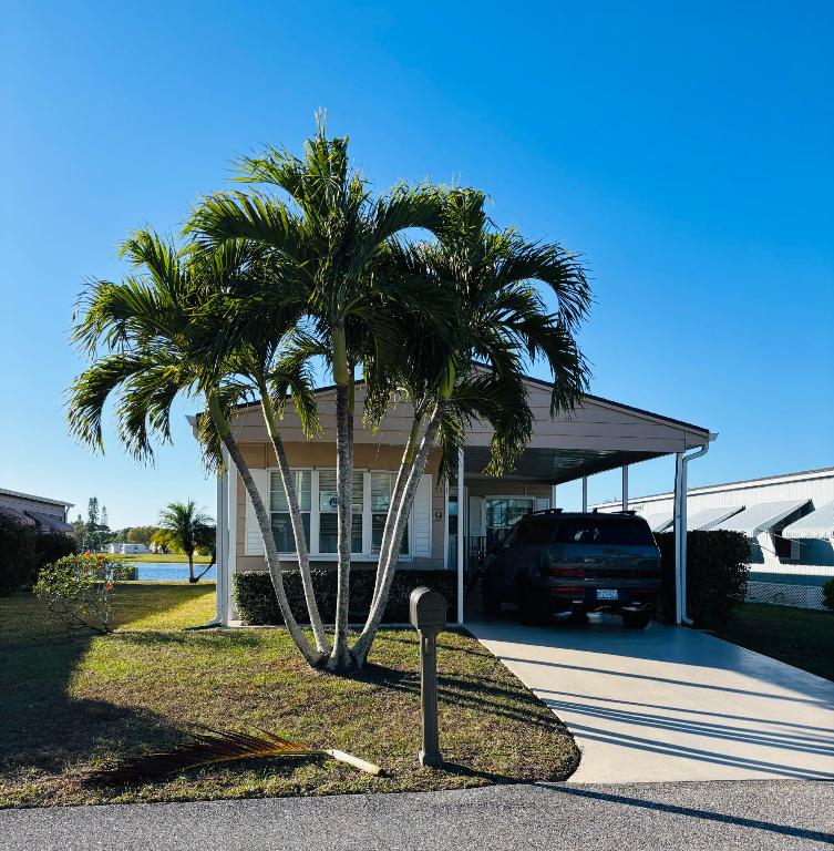 Spanish Lakes Golf Village - Residential