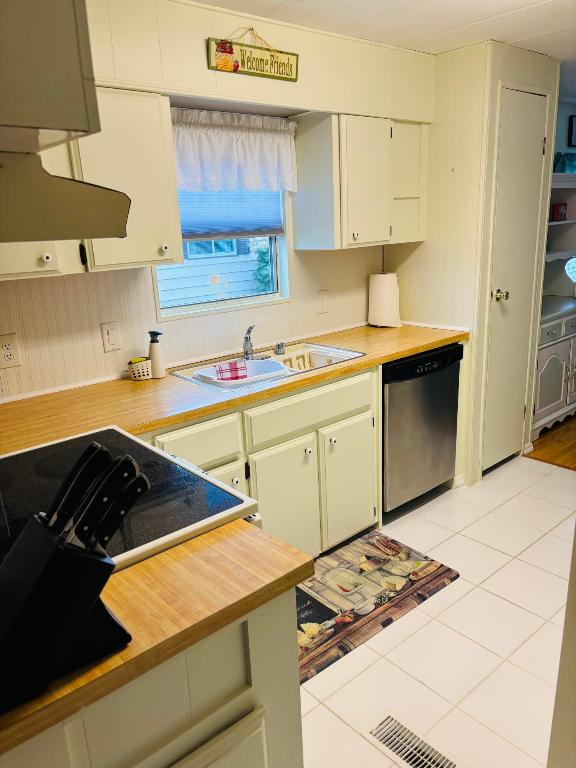 Spanish Lakes Golf Village - Residential