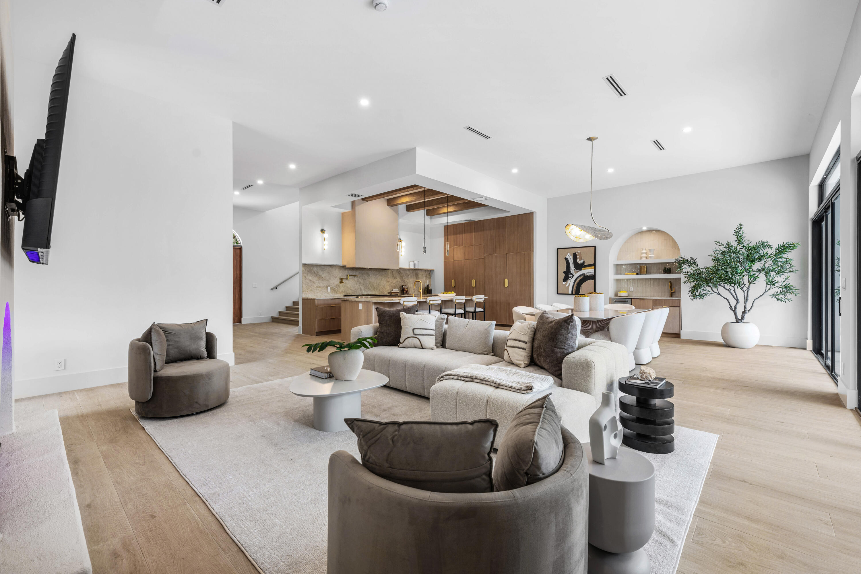 SWINTON HEIGHTS D B - Residential