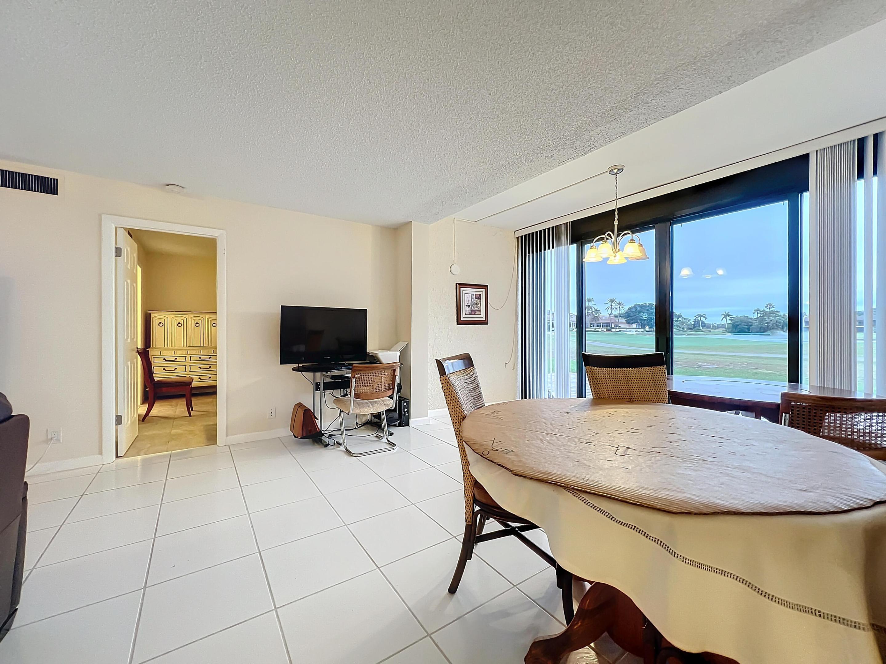 FOUNTAINS OF PALM BEACH CONDO 3 - Residential Lease