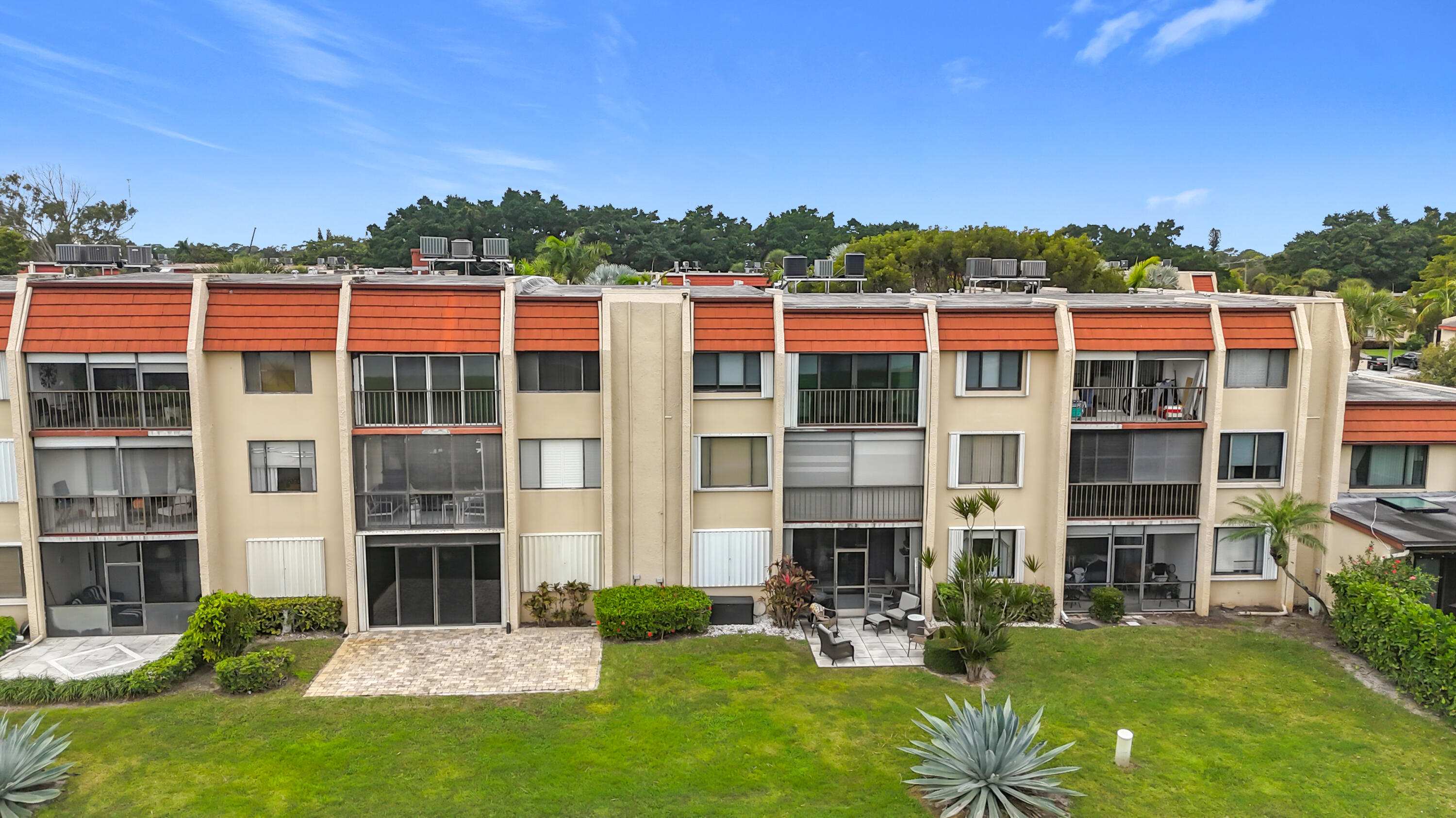 FOUNTAINS OF PALM BEACH CONDO 3 - Residential Lease