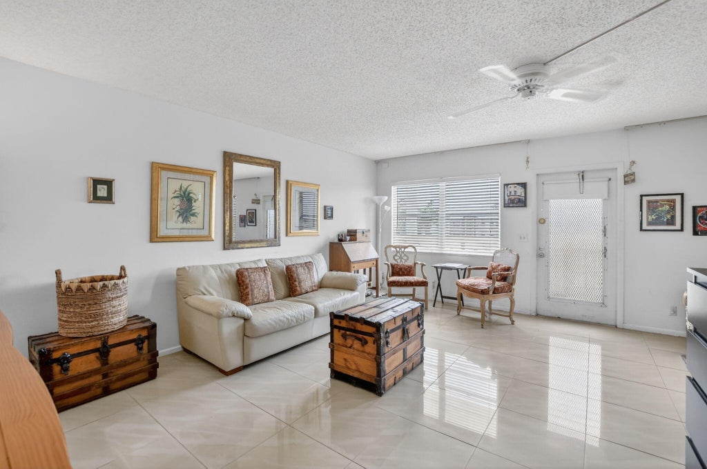 Photo of 4024 Guildford E #4024, Boca Raton, FL 33434 (MLS # B26039987)