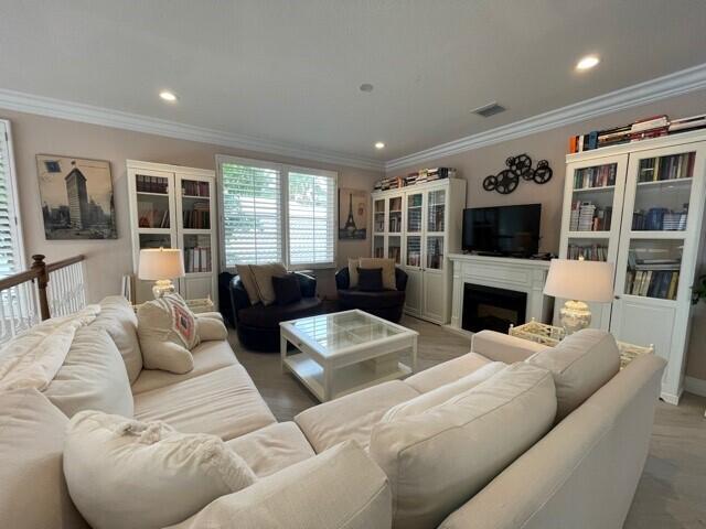 SATURNIA ISLES 3 - Residential