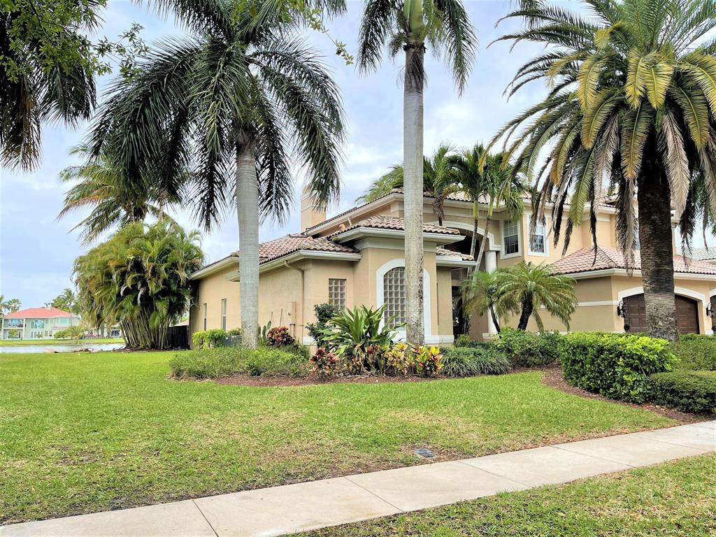 SATURNIA ISLES 3 - Residential