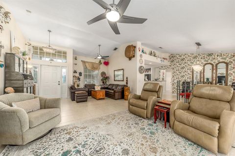 A home in Port Saint Lucie