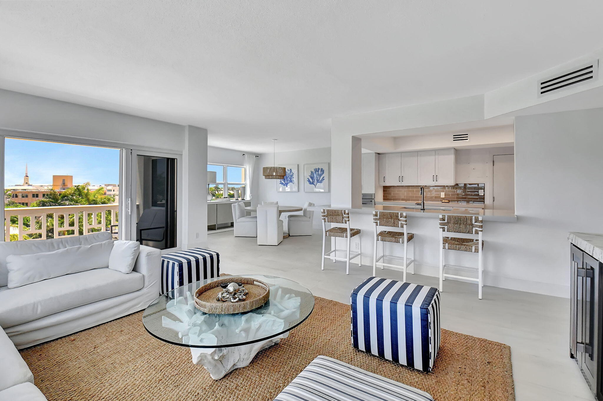 1000 Lowry Street 5E