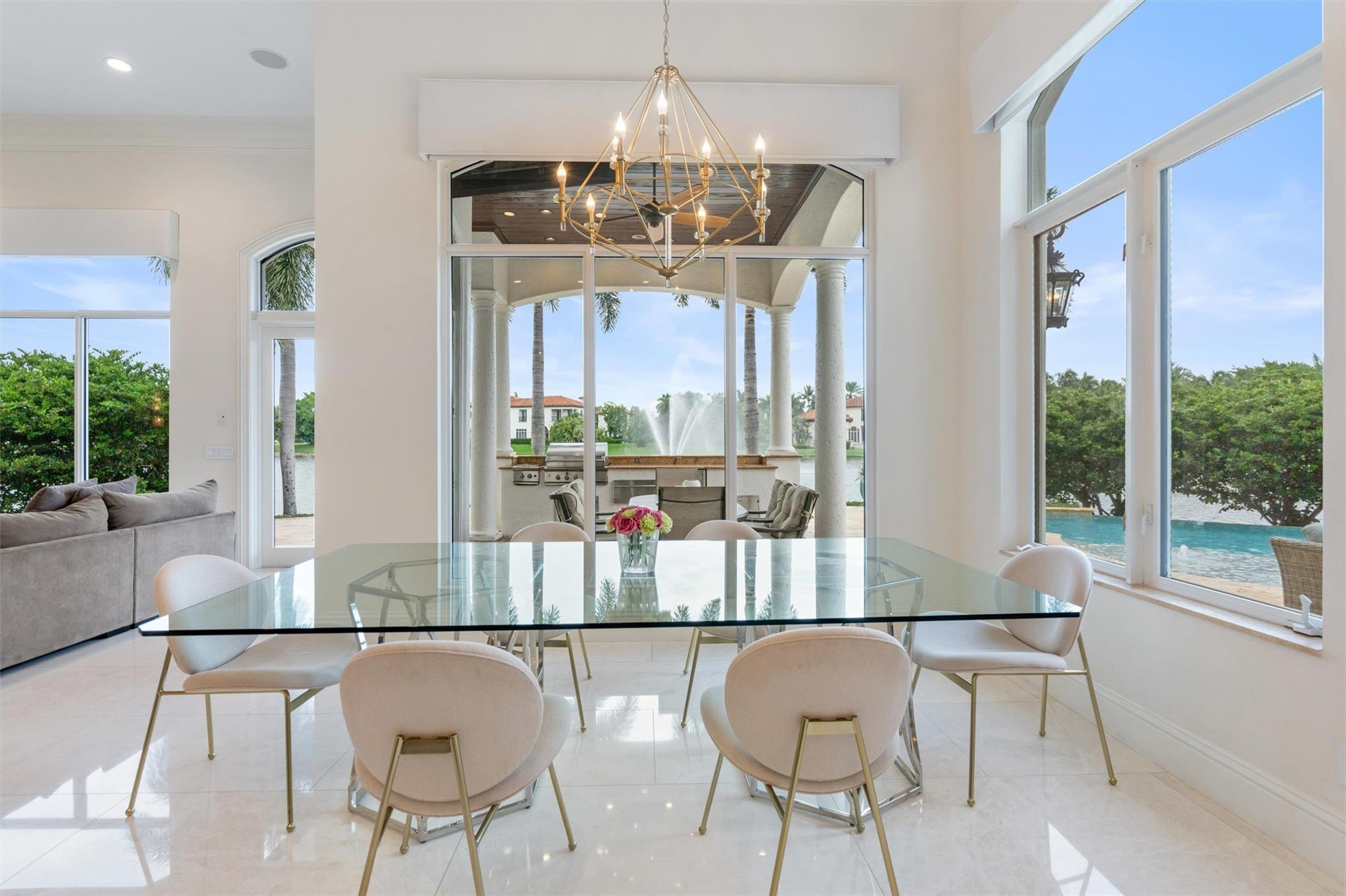 ENCLAVE - Residential