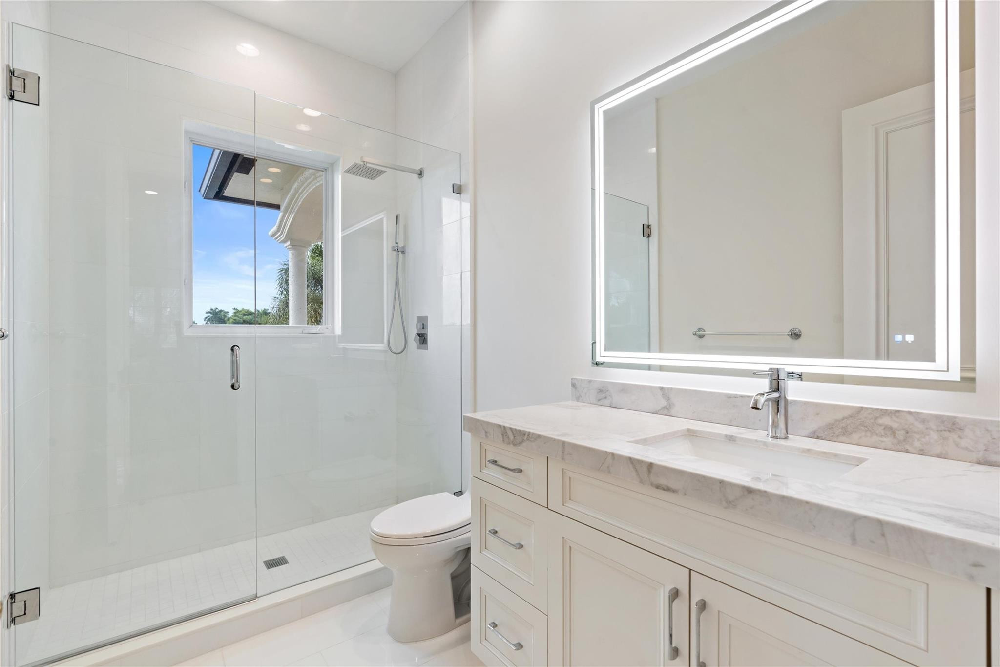 ENCLAVE - Residential