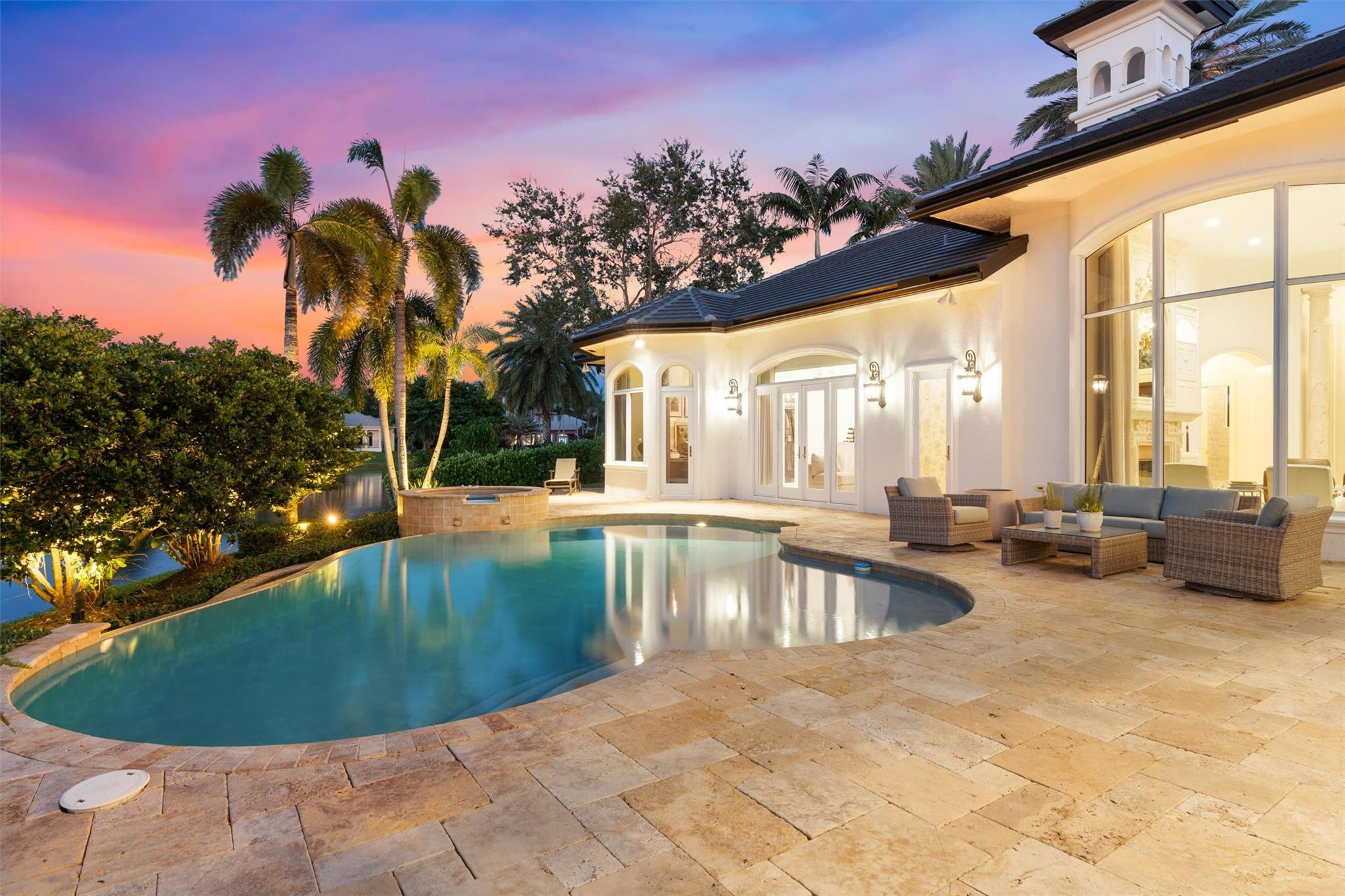 ENCLAVE - Residential