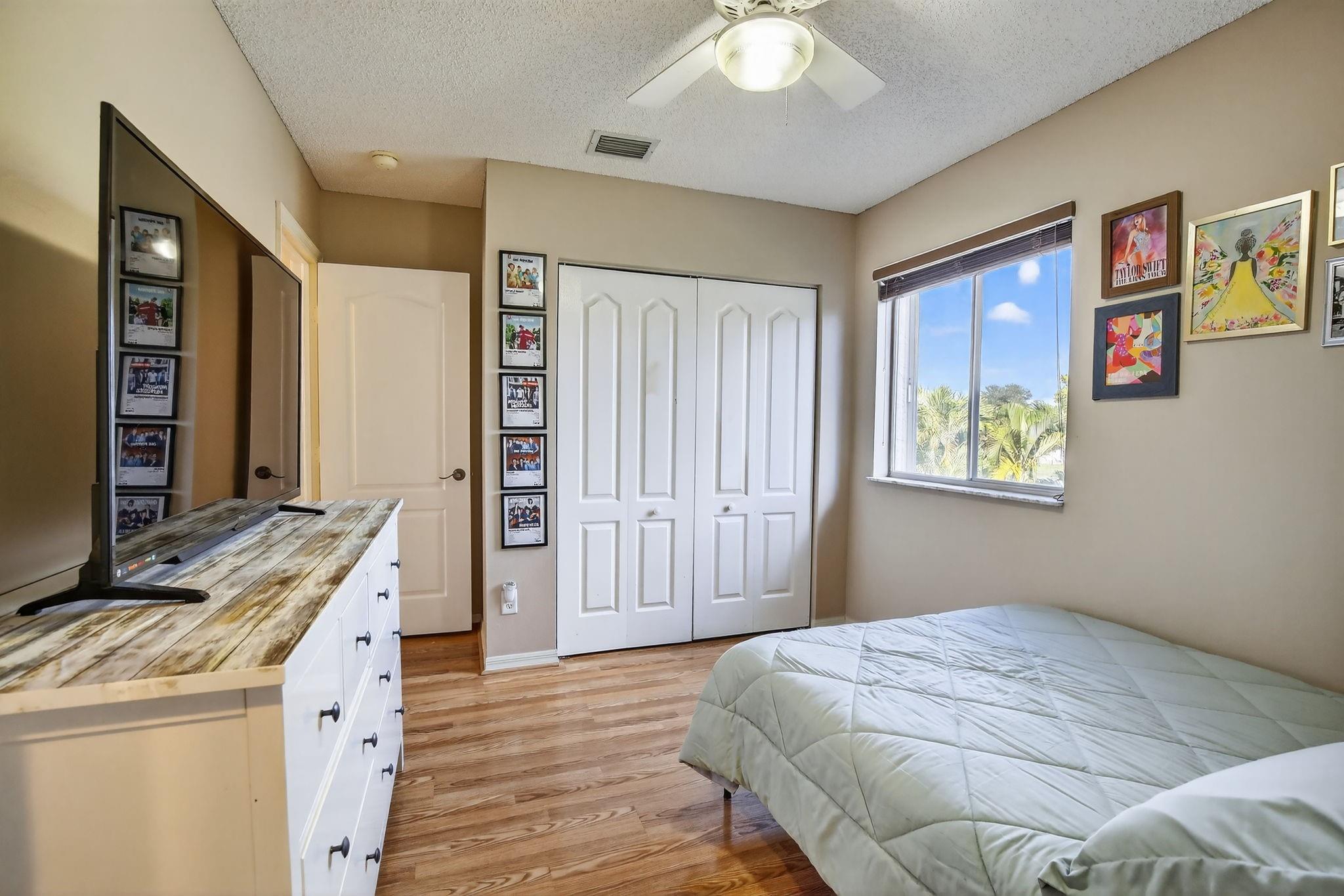 Laguna Isles - Residential