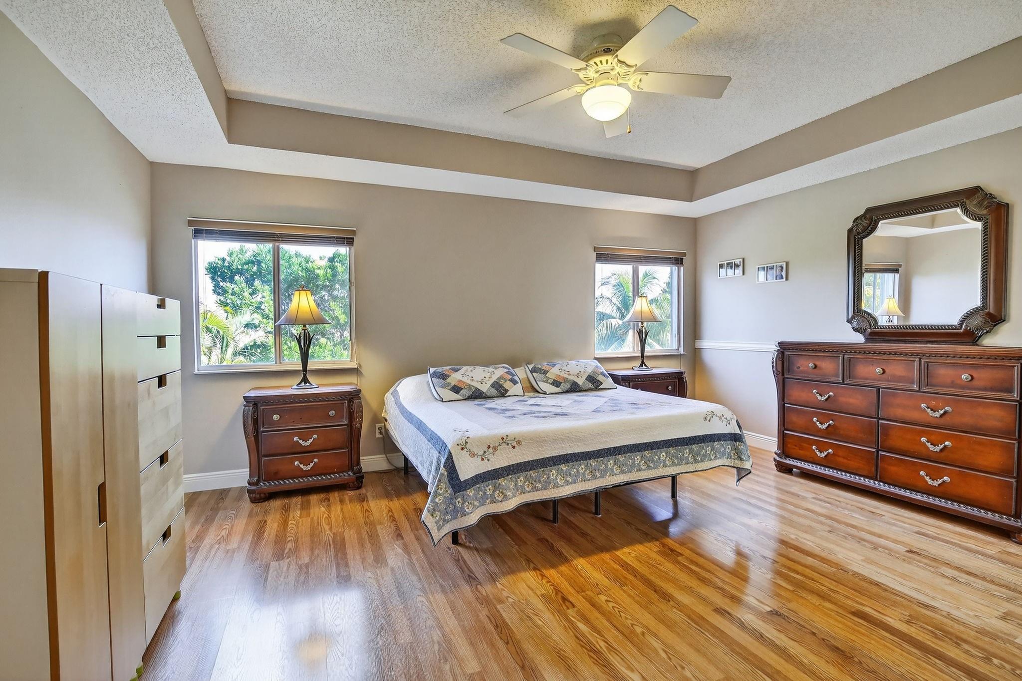 Laguna Isles - Residential