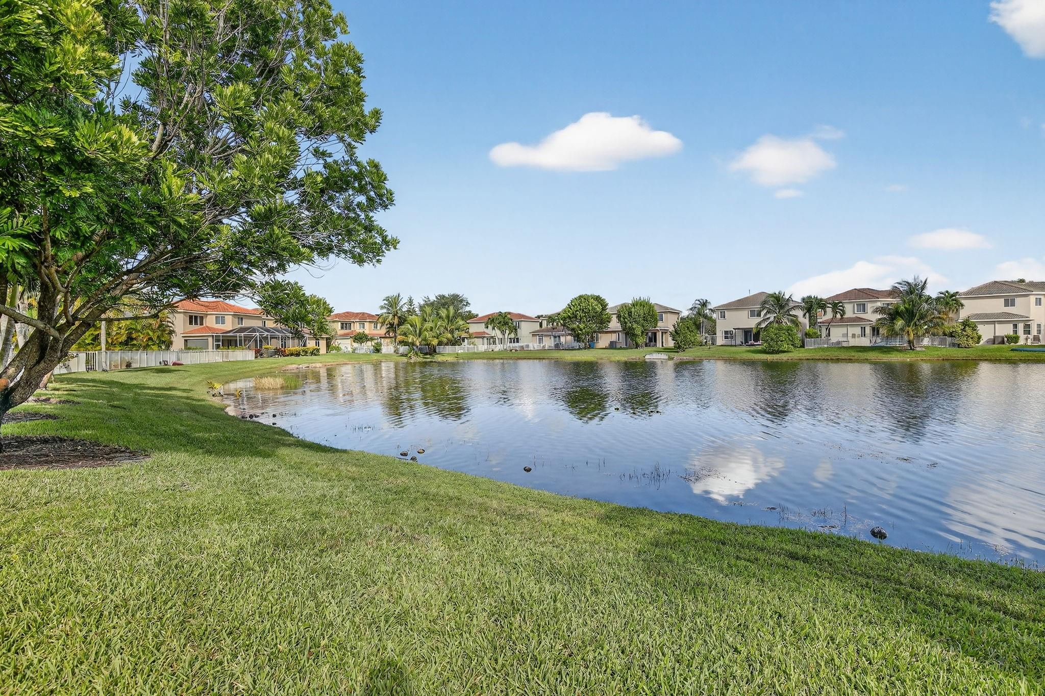 Laguna Isles - Residential