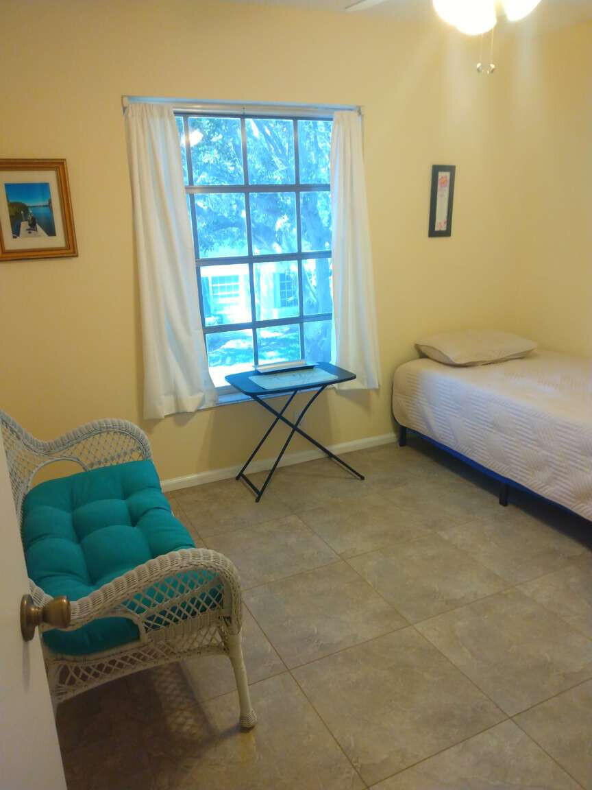 Imperial Point Colonnades - Residential