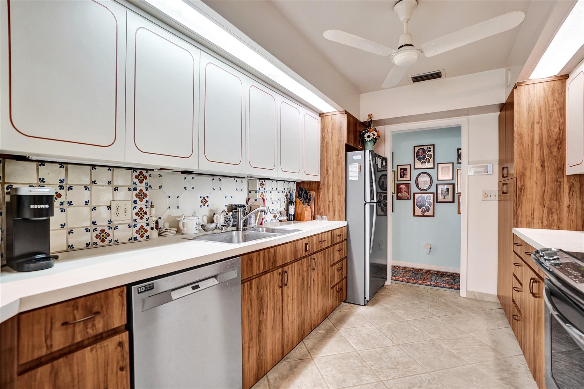 Hillbrook 30-4 B - Residential