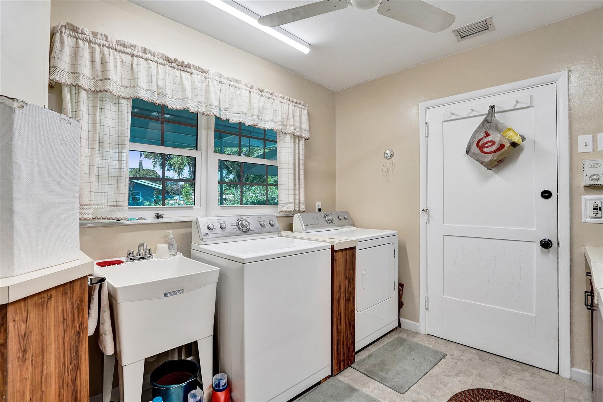 Hillbrook 30-4 B - Residential