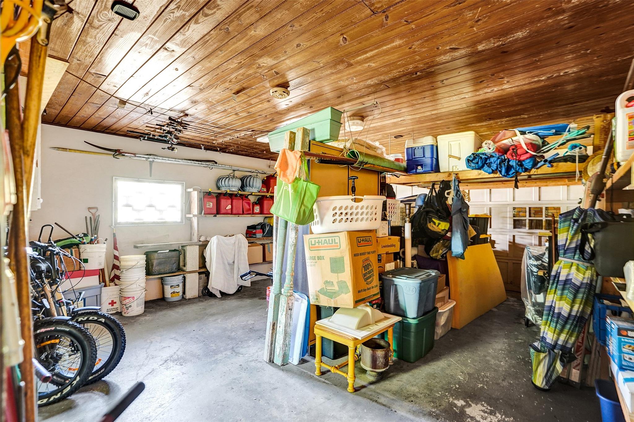 Hillbrook 30-4 B - Residential