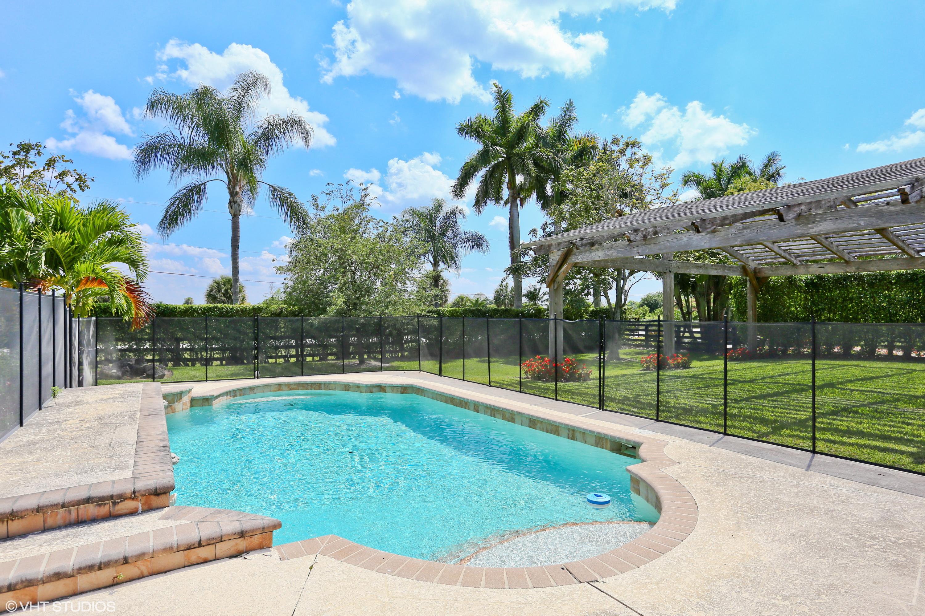 Acreage & Unrec - Residential