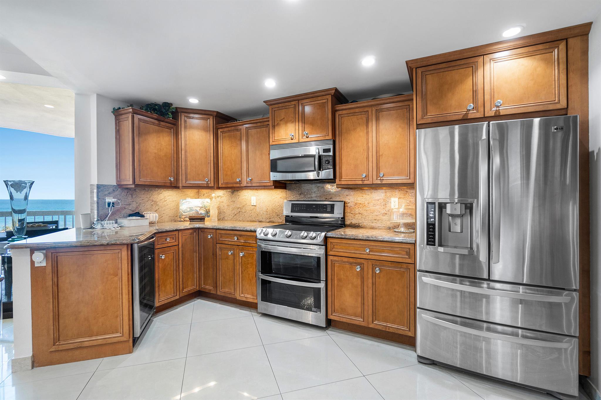 3300 S Ocean Boulevard N 405