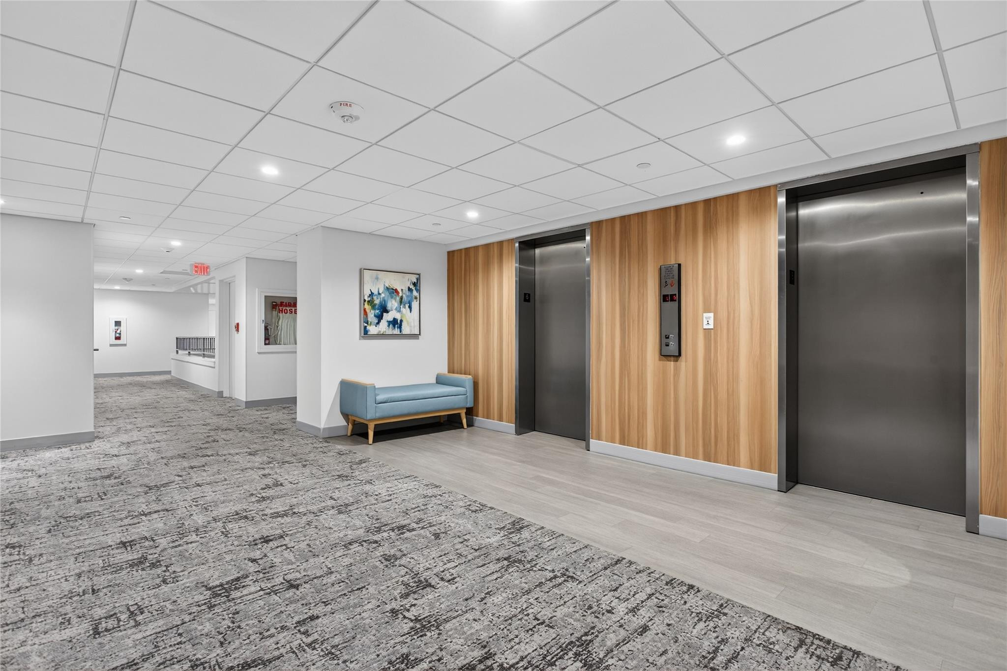 EMERALD TOWER CONDO - Residential