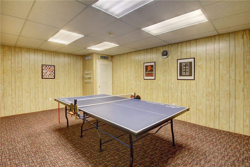 EMERALD TOWER CONDO - Residential