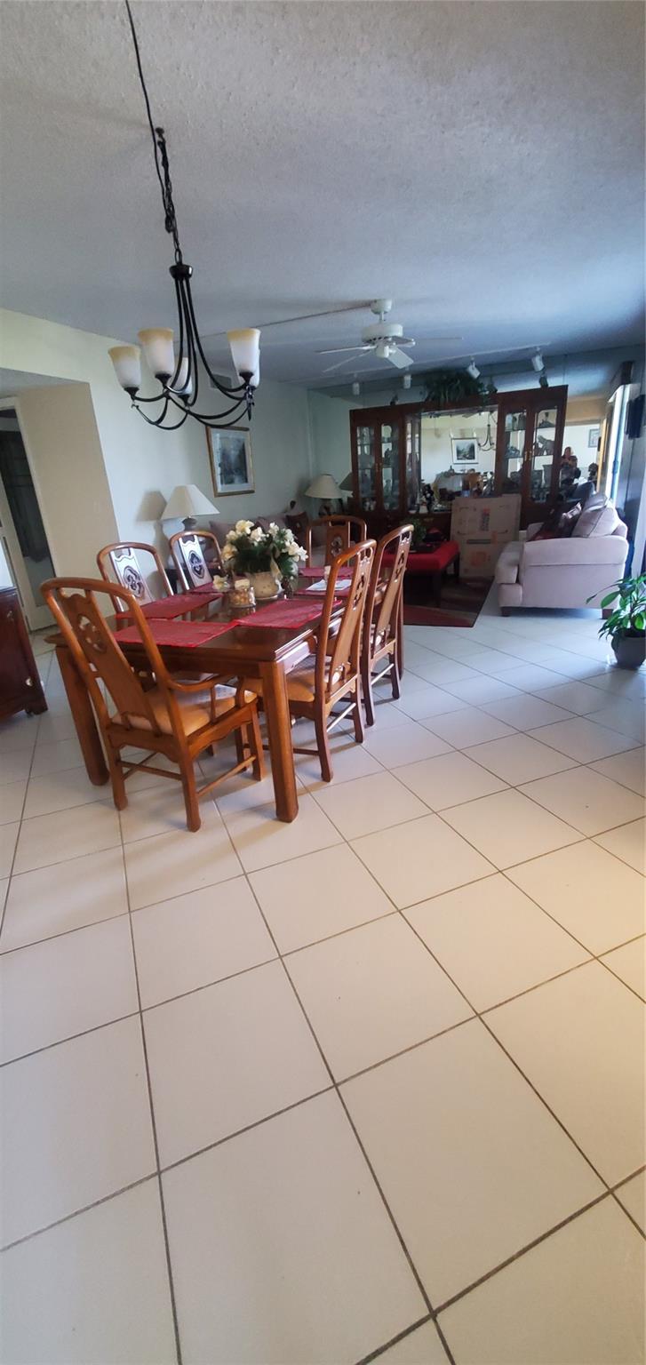 EMERALD TOWER CONDO - Residential