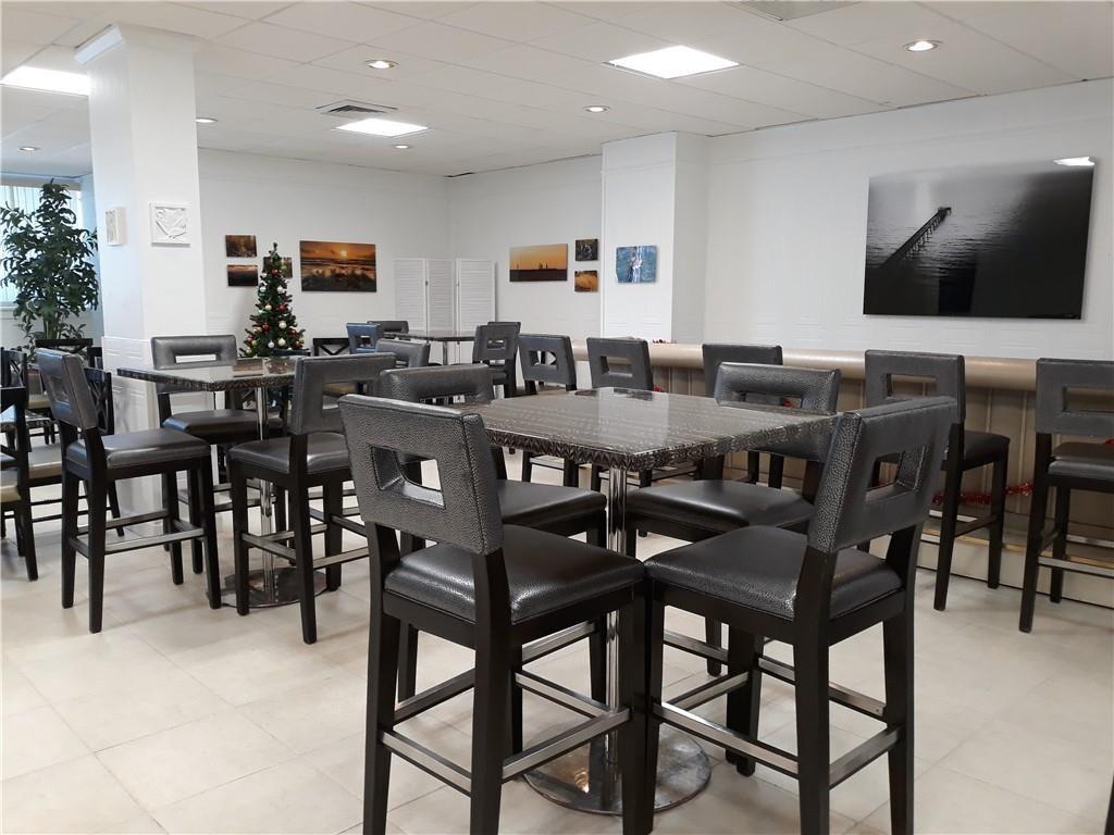 EMERALD TOWER CONDO - Residential