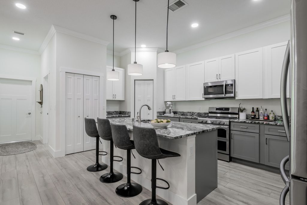 Photo of 1155 SW Bent Pine Cove #34986, Port Saint Lucie, FL 34986 (MLS # R11137641)