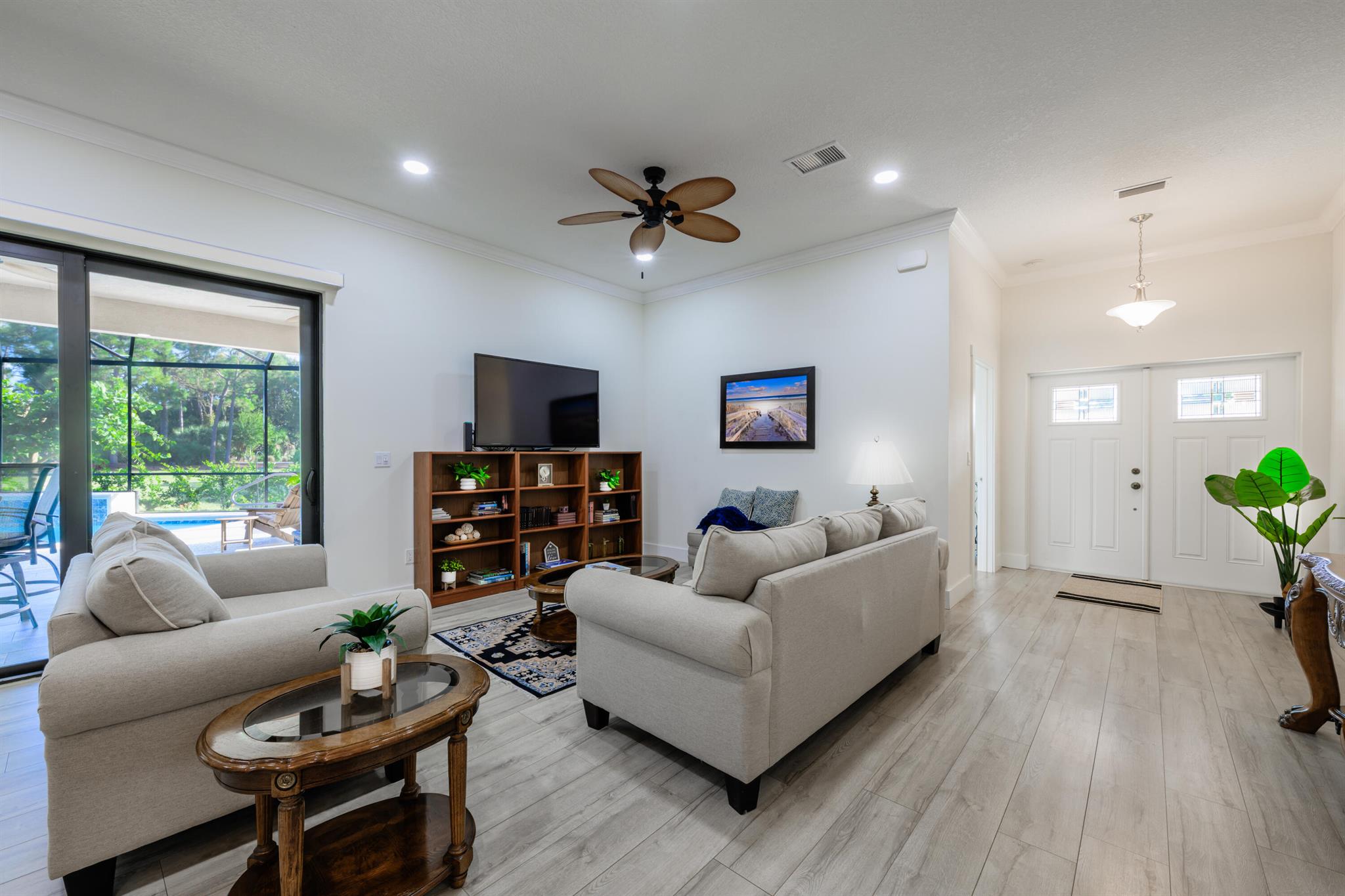 COUNTRY CLUB ESTATES PARC - Residential