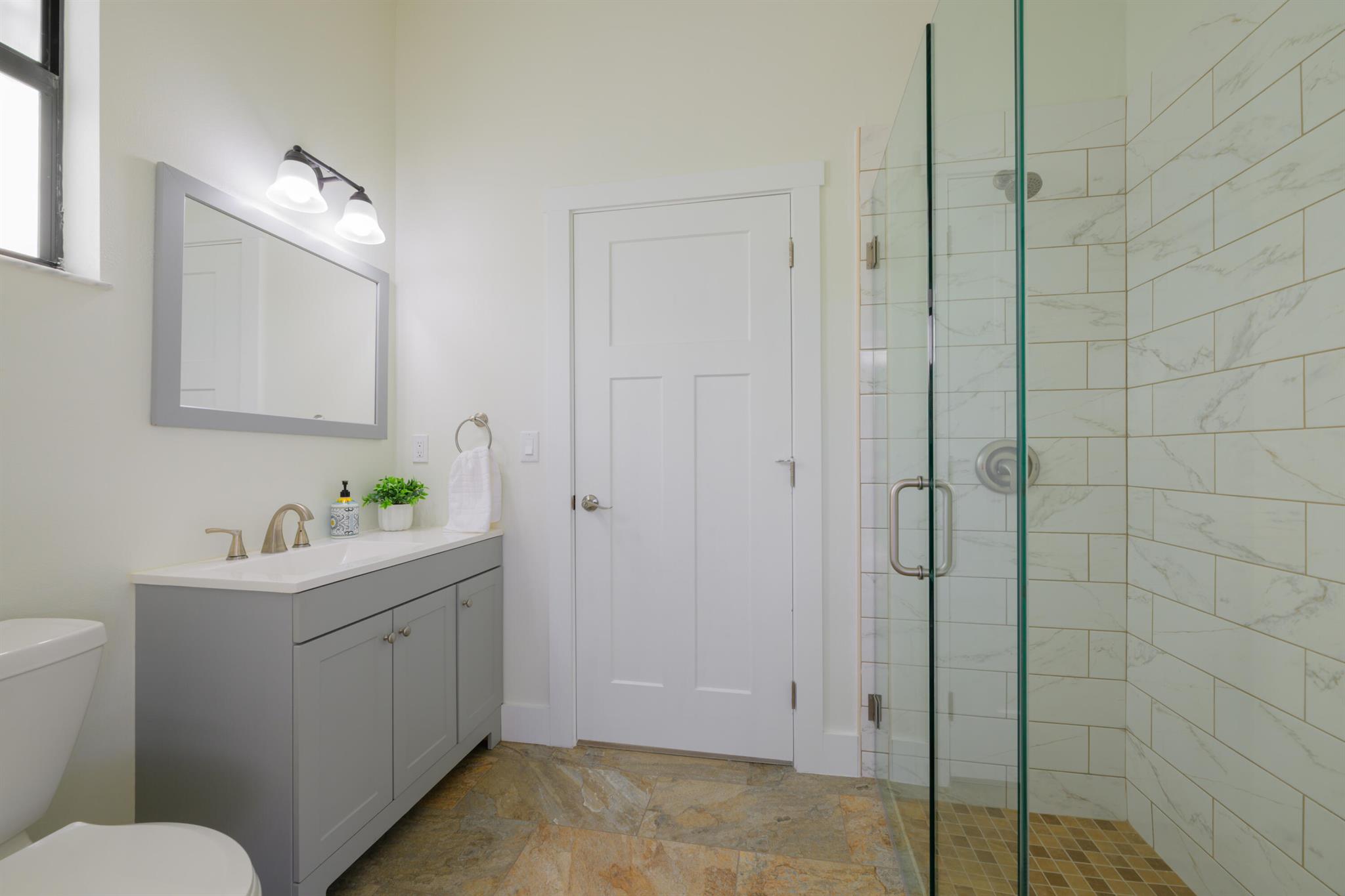 COUNTRY CLUB ESTATES PARC - Residential