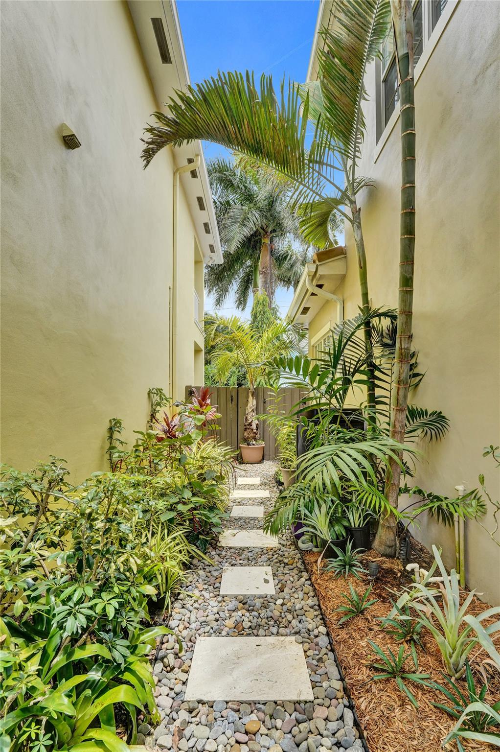 Wilton Manors - Residential
