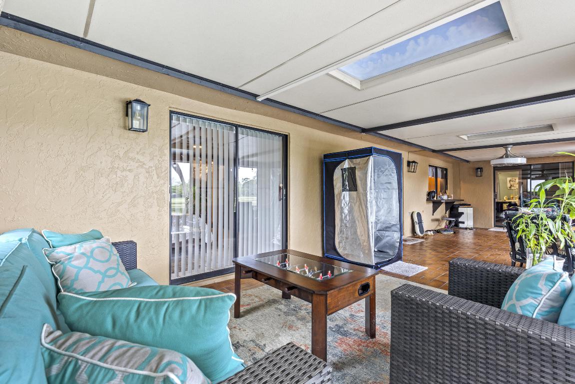 LAKES OF SHERBROOKE - Residential