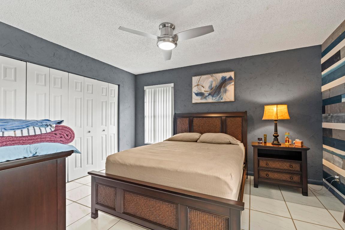 LAKES OF SHERBROOKE - Residential