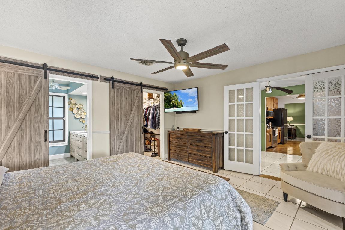 LAKES OF SHERBROOKE - Residential