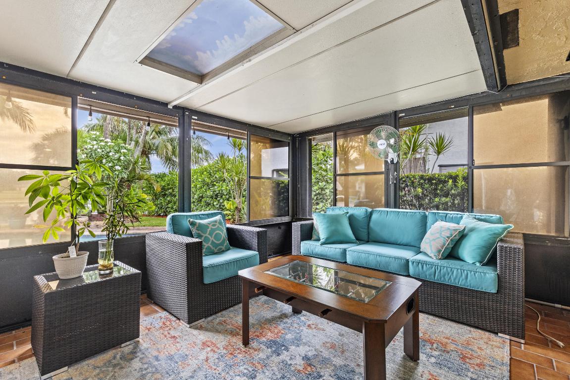 LAKES OF SHERBROOKE - Residential