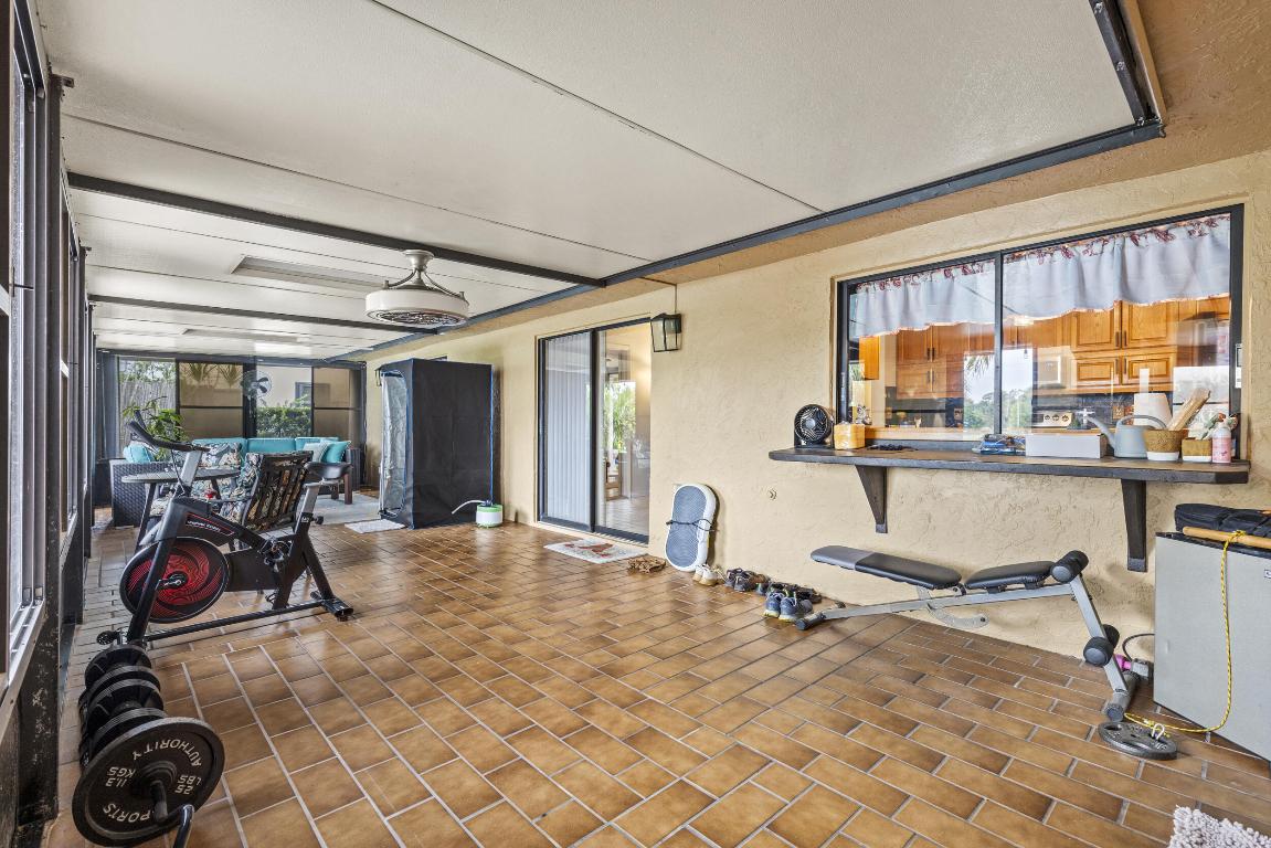 LAKES OF SHERBROOKE - Residential