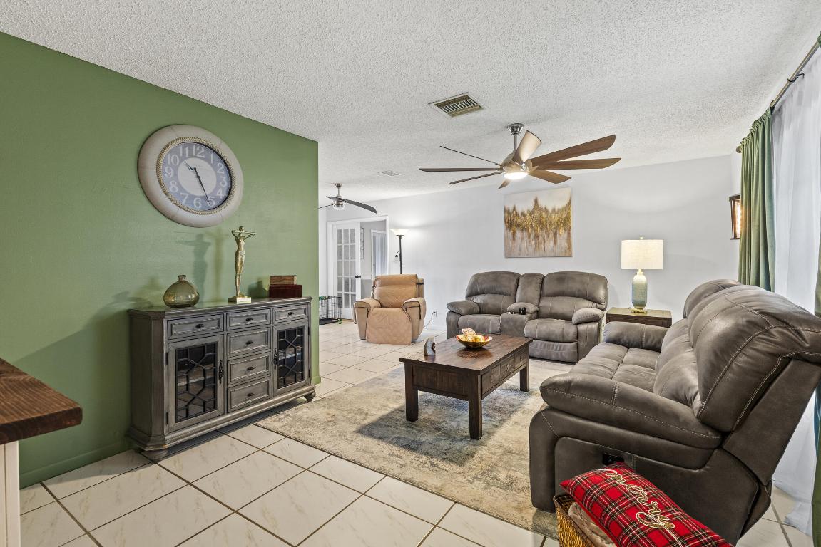 LAKES OF SHERBROOKE - Residential