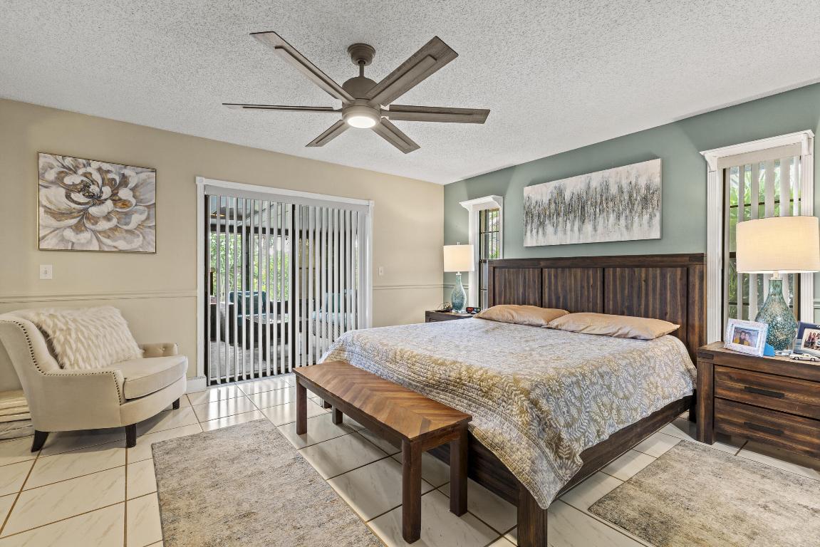 LAKES OF SHERBROOKE - Residential