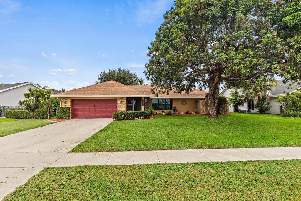 Photo of 8272 Blue Cypress Drive, Lake Worth, FL 33467 (MLS # R11155328)