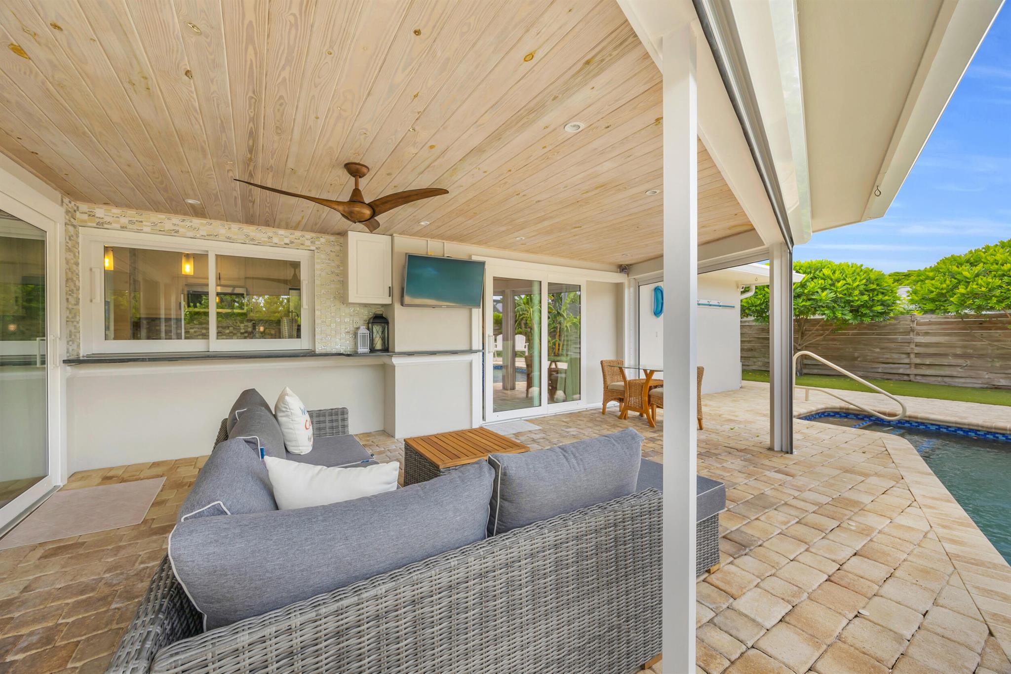 HUNT CLUB COLONY (AKA JUP - Residential