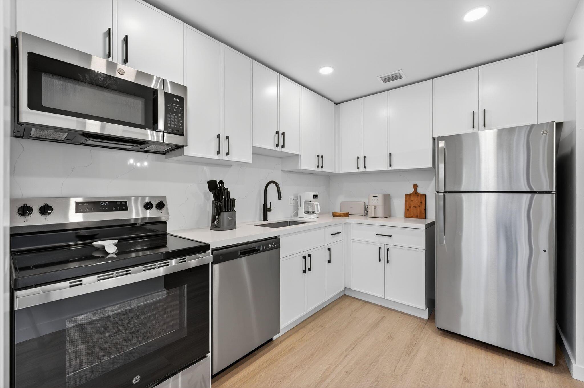 TROPIC HARBOR CONDO PART - Residential Lease