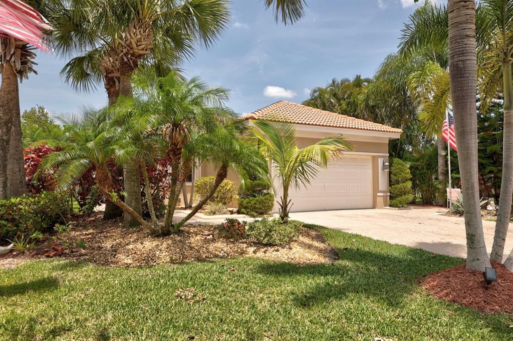 Photo of 656 NW Stanford Lane, Port St Lucie, FL 34983 (MLS # R10889345)