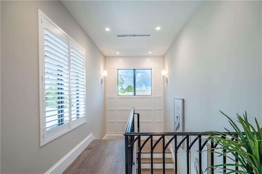 Hillsboro Isles 29-4 B - Residential