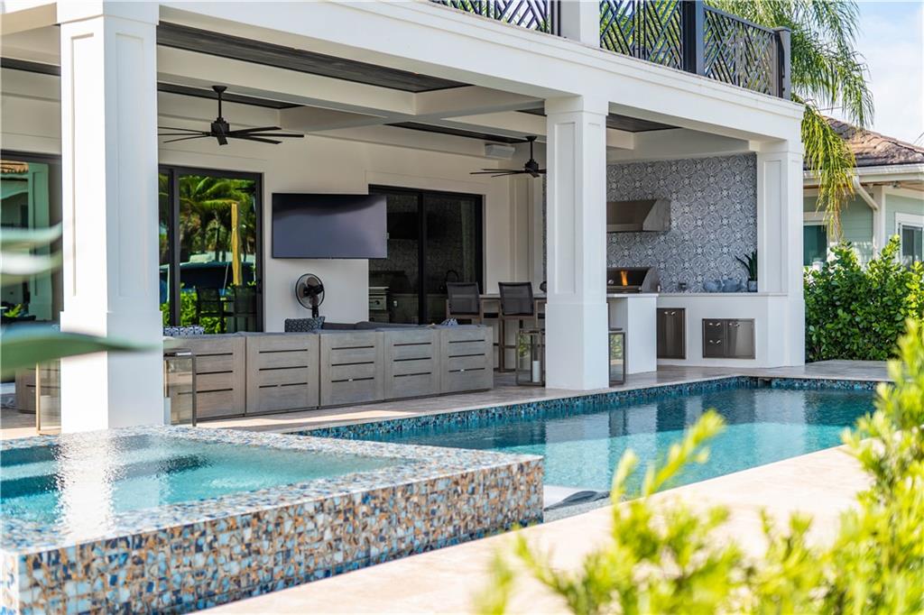 Hillsboro Isles 29-4 B - Residential